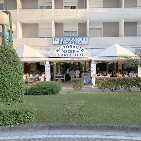 Szálloda Adriatico