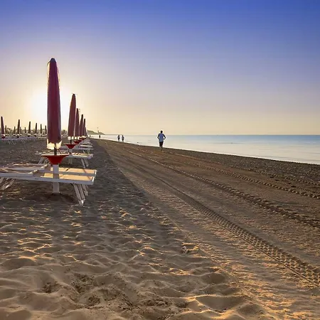 Adriatico بيبيوني